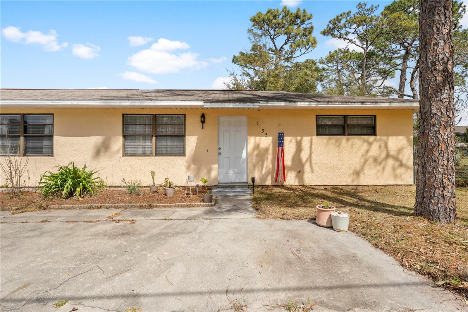 Image 3 of 48 For 3135 Lantana Way