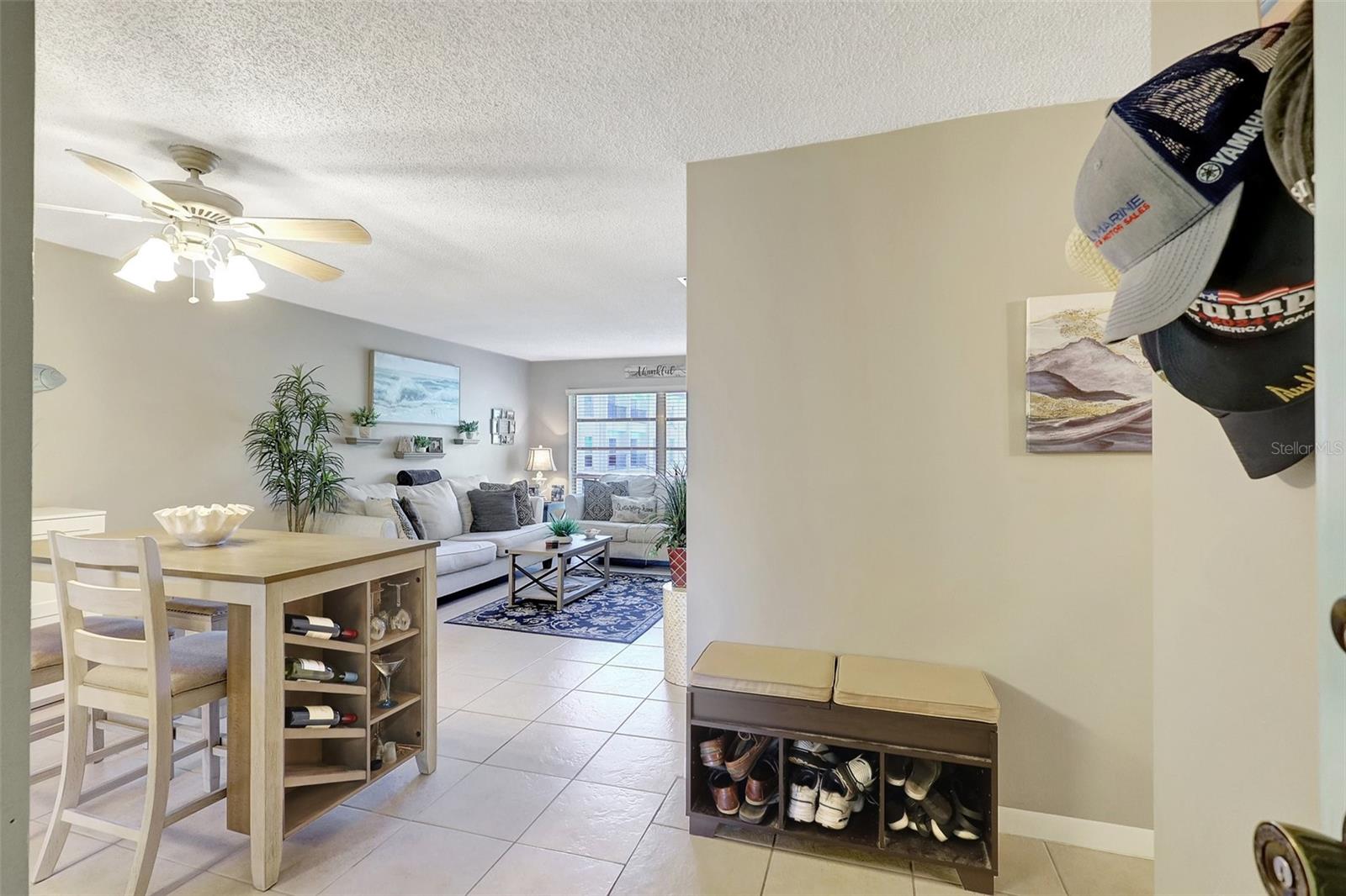 Image 6 of 43 For 2700 Bayshore Boulevard 4204