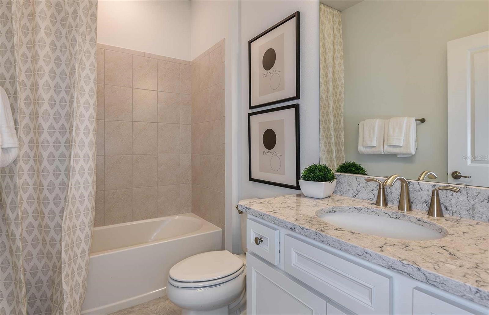 Listing photo id 10 for 9816 Crescent Moon Drive