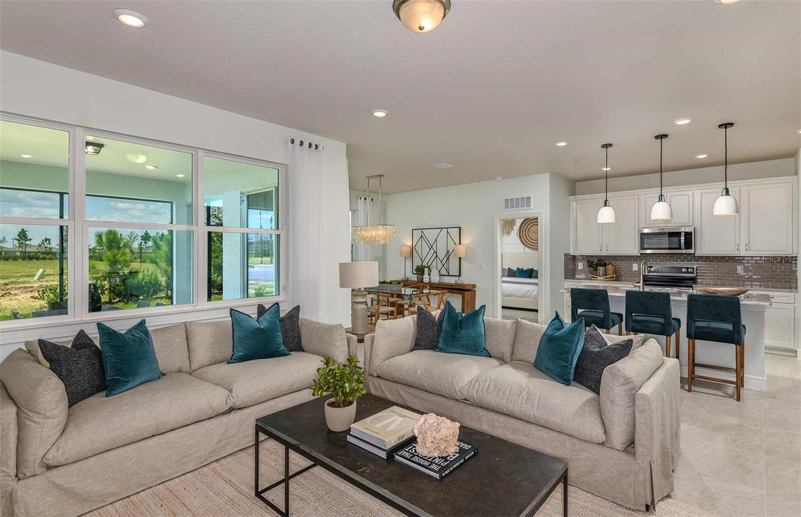 Listing photo id 0 for 9816 Crescent Moon Drive