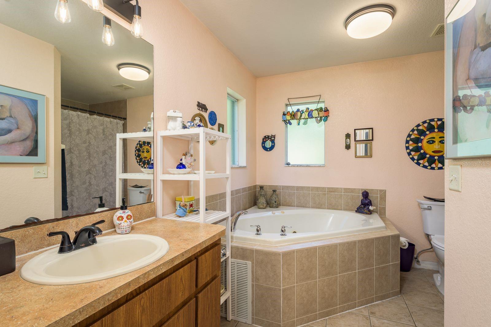 Image 19 of 32 For 7182 Griffin Road