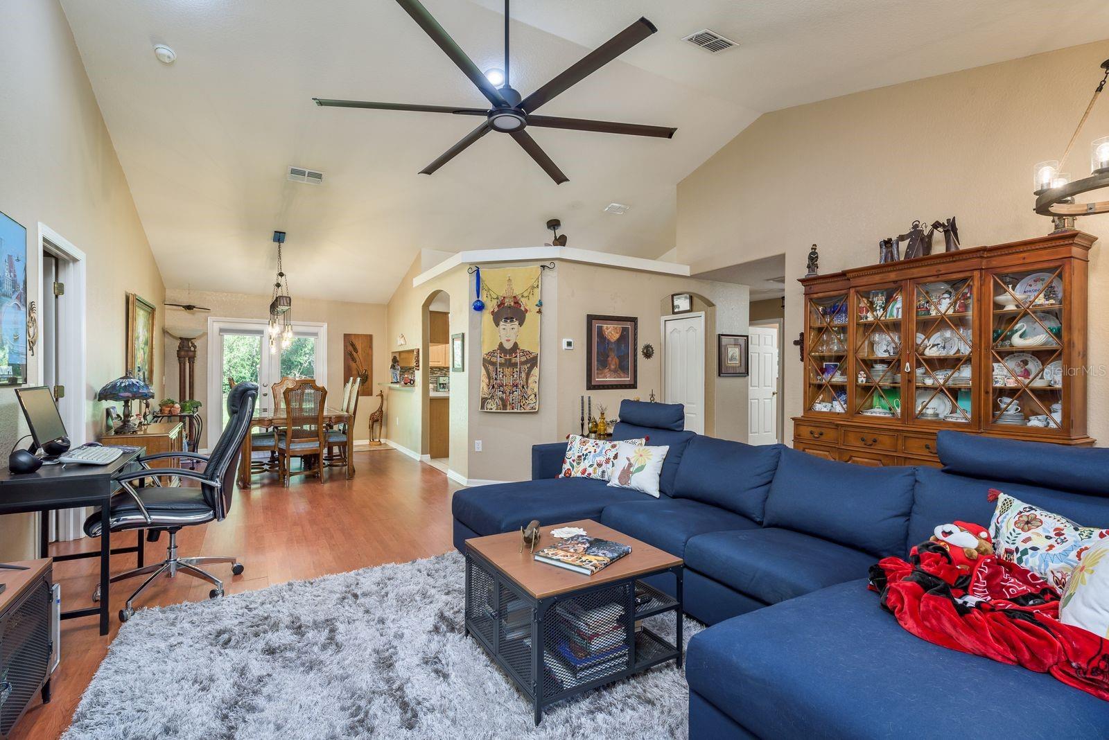 Image 9 of 32 For 7182 Griffin Road