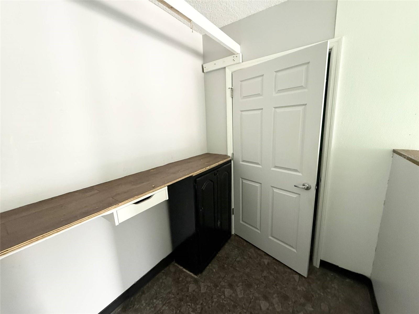 Image 7 of 9 For 6219 Massachusetts Avenue 1