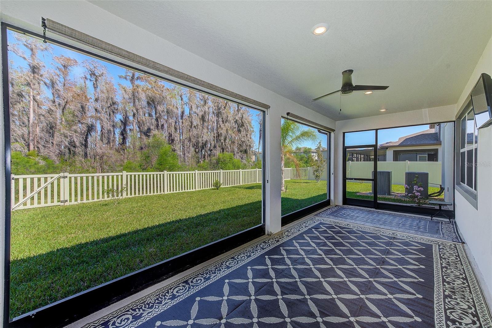 Image 39 of 61 For 11086 Sundrift Drive