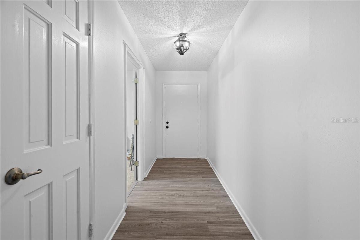 Image 4 of 24 For 1203 Lake Miriam Drive