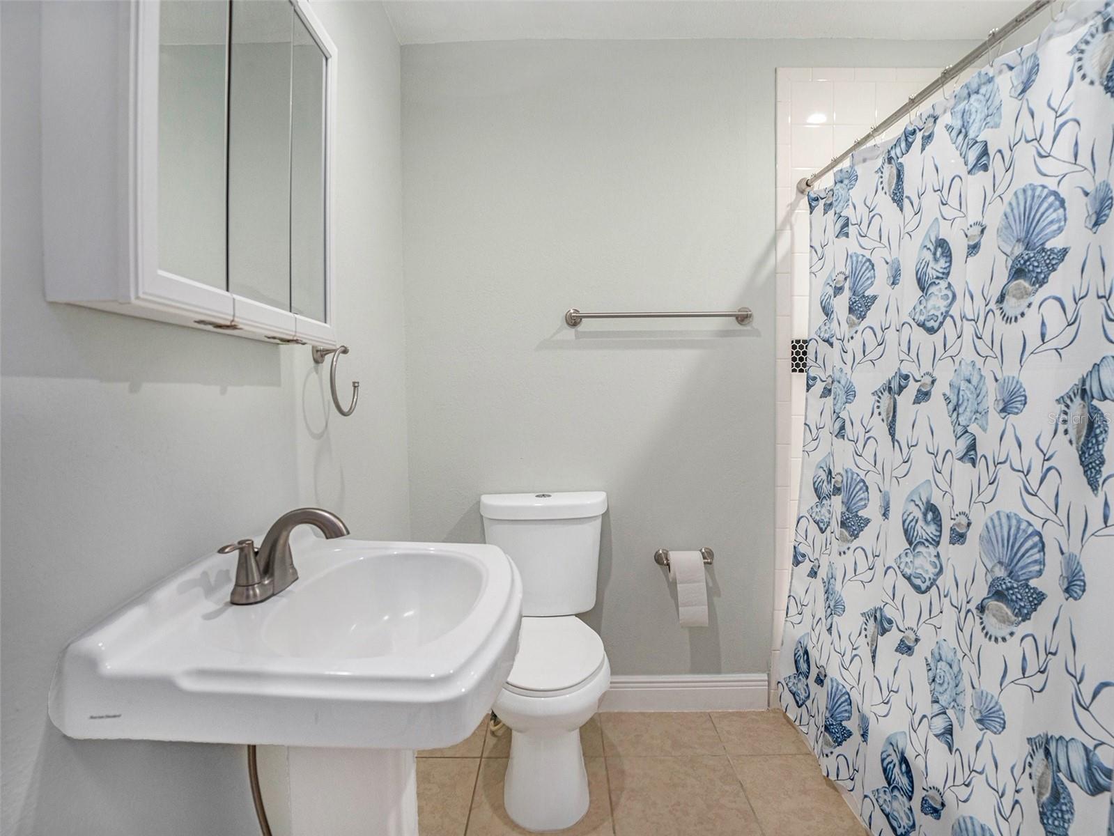 Image 16 of 27 For 8210 Marigold Avenue