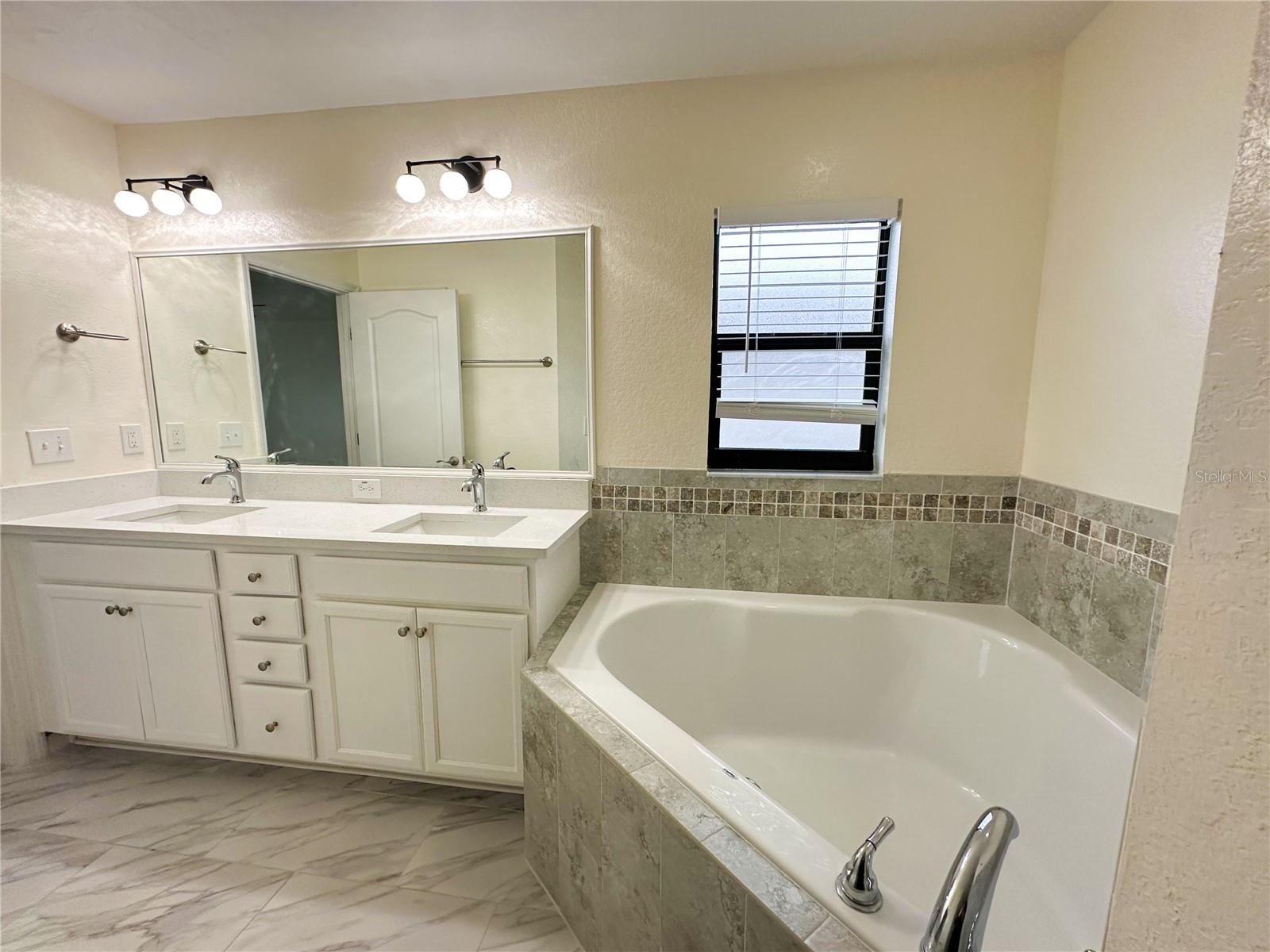 Image 14 of 29 For 232 Solis Drive