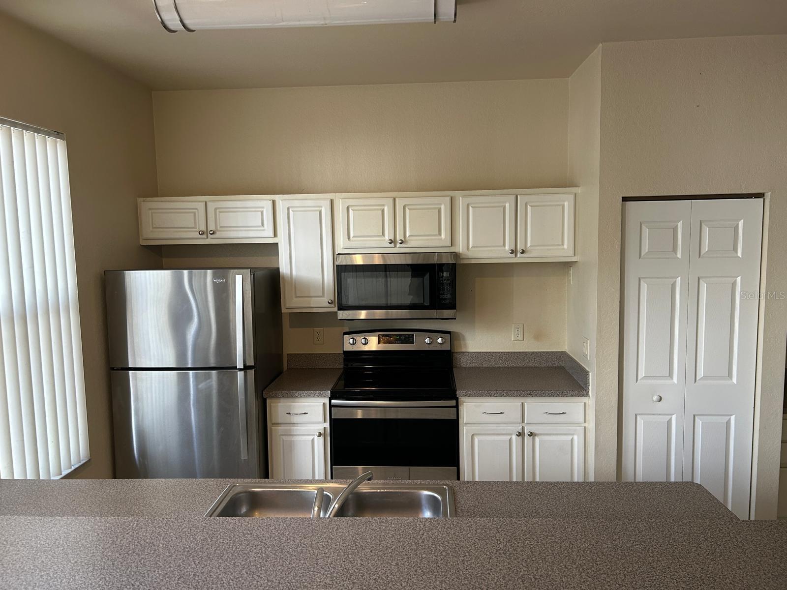 Image 12 of 33 For 5041 Sunridge Palms Drive 201