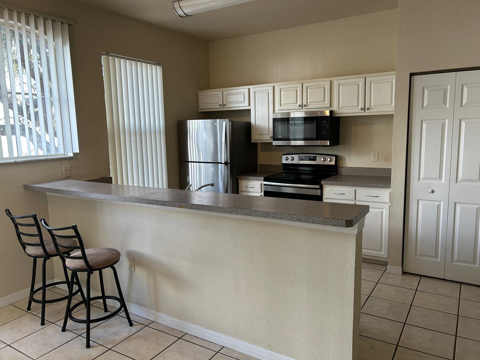 Image 3 of 33 For 5041 Sunridge Palms Drive 201