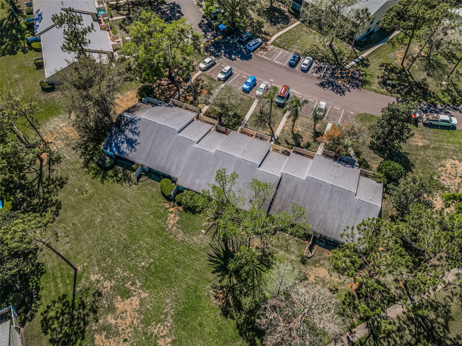 Listing photo id 38 for 1333 Shady Pine Way F