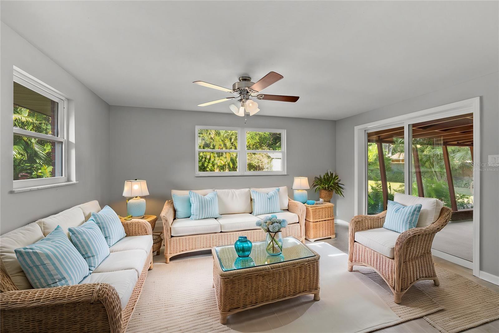 Image 15 of 38 For 8136 Honeybee Lane