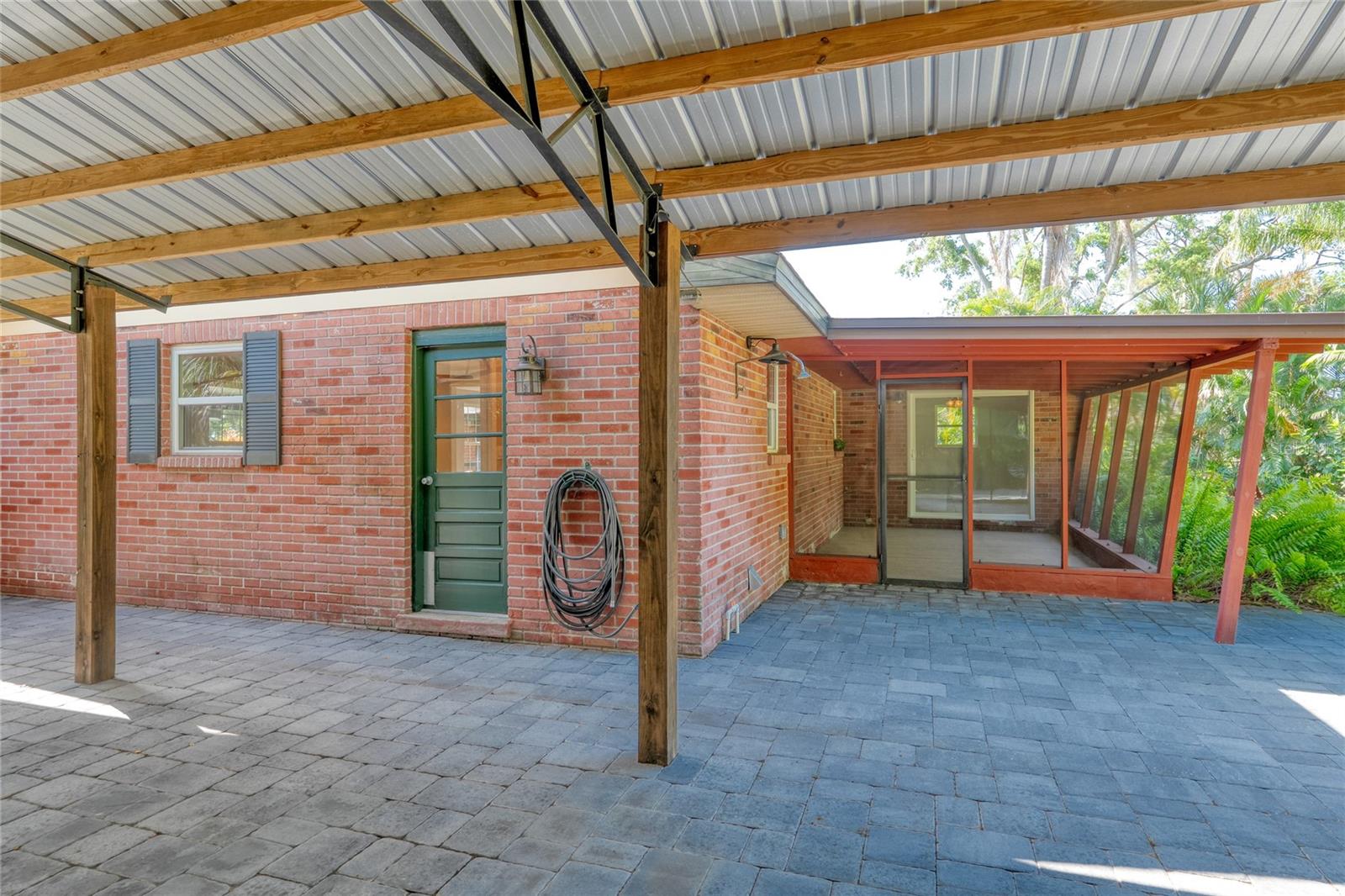 Image 19 of 38 For 8136 Honeybee Lane