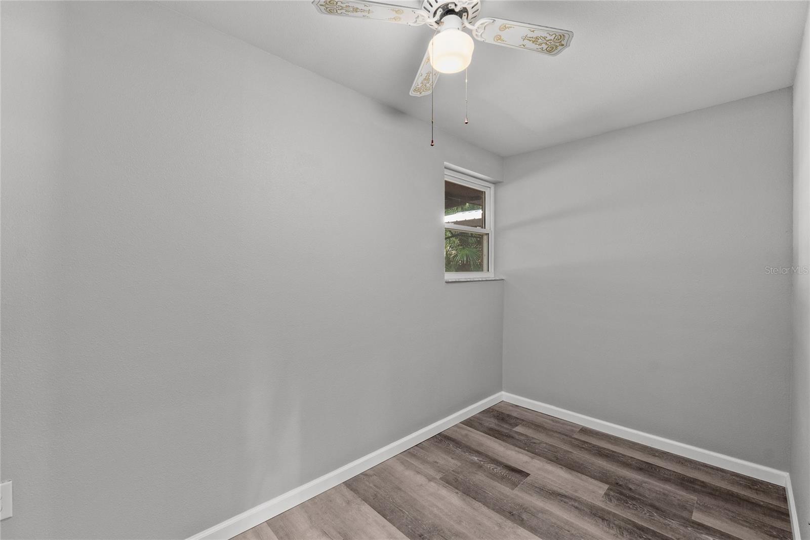 Image 30 of 38 For 8136 Honeybee Lane