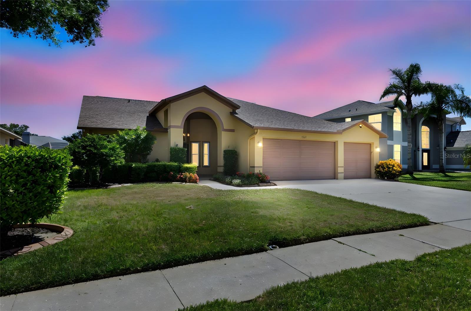 Details for 4964 Edgewater Lane, OLDSMAR, FL 34677