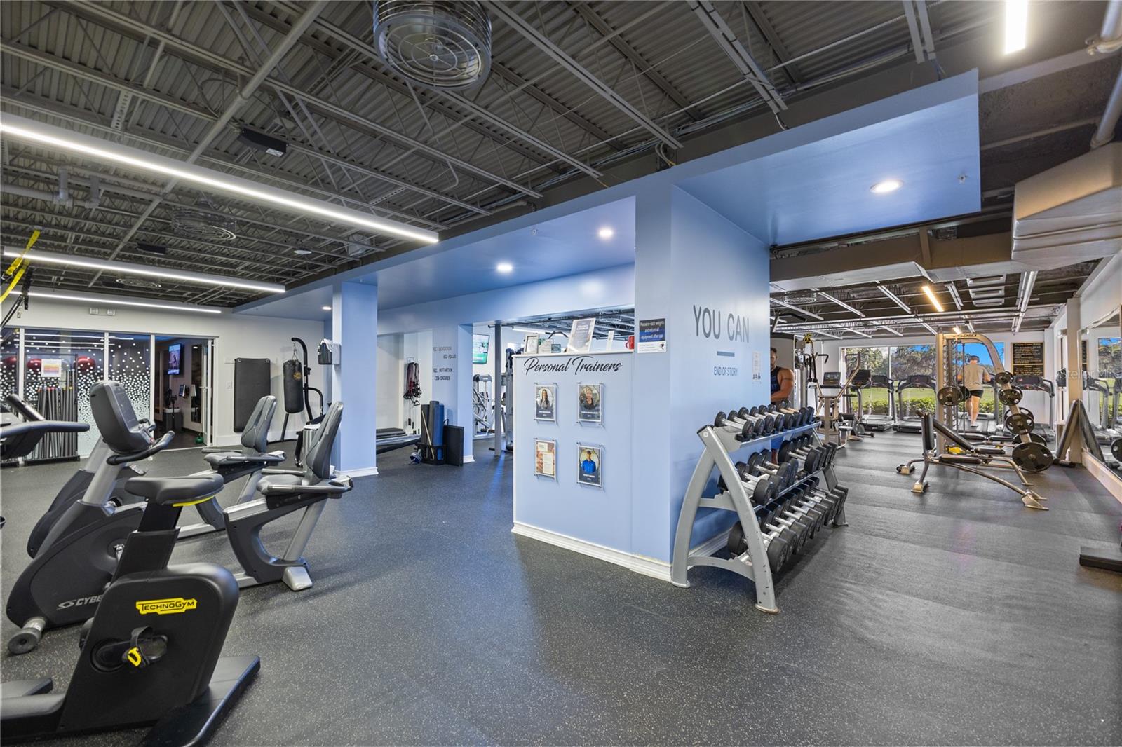 Listing photo id 45 for 4964 Edgewater Lane