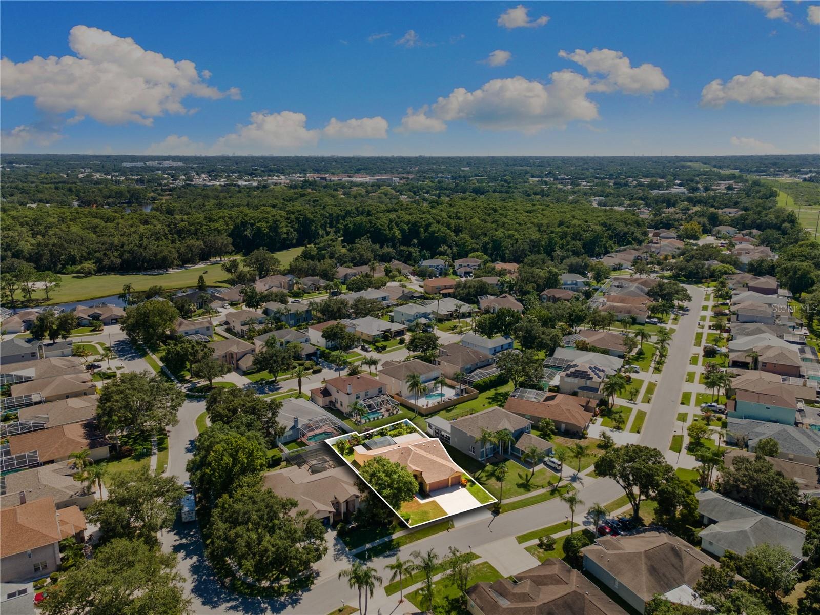 Listing photo id 46 for 4964 Edgewater Lane