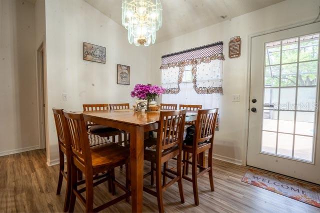 Image 36 of 95 For 4586 Cr 696  