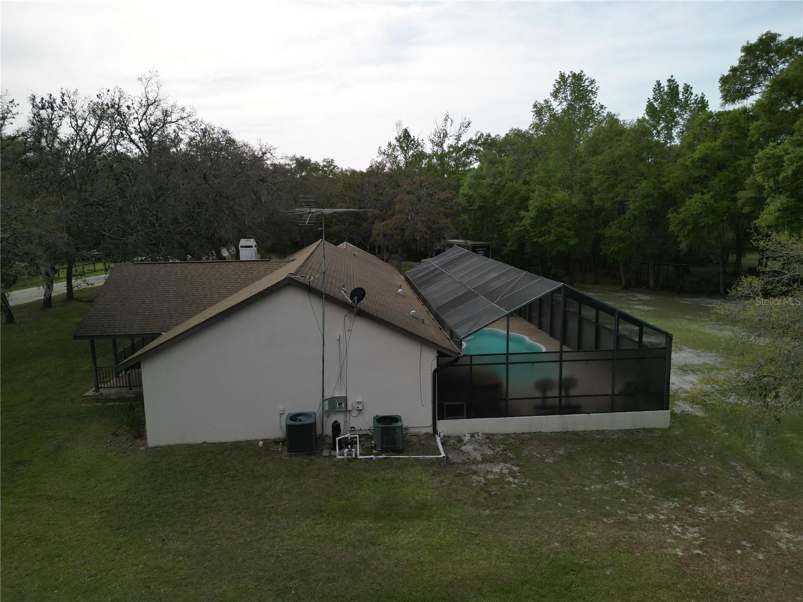 Image 42 of 95 For 4586 Cr 696  