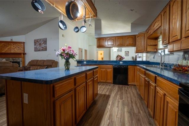 Image 5 of 95 For 4586 Cr 696  