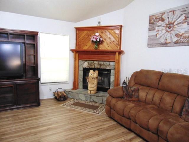 Image 91 of 95 For 4586 Cr 696  