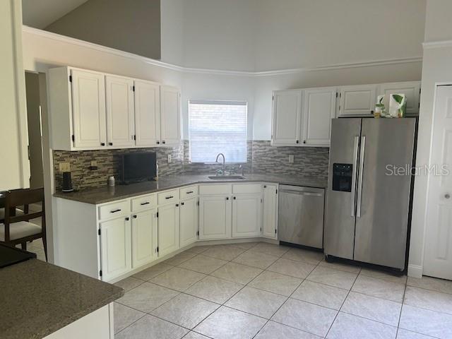 Image 11 of 24 For 14305 Tennyson Dr