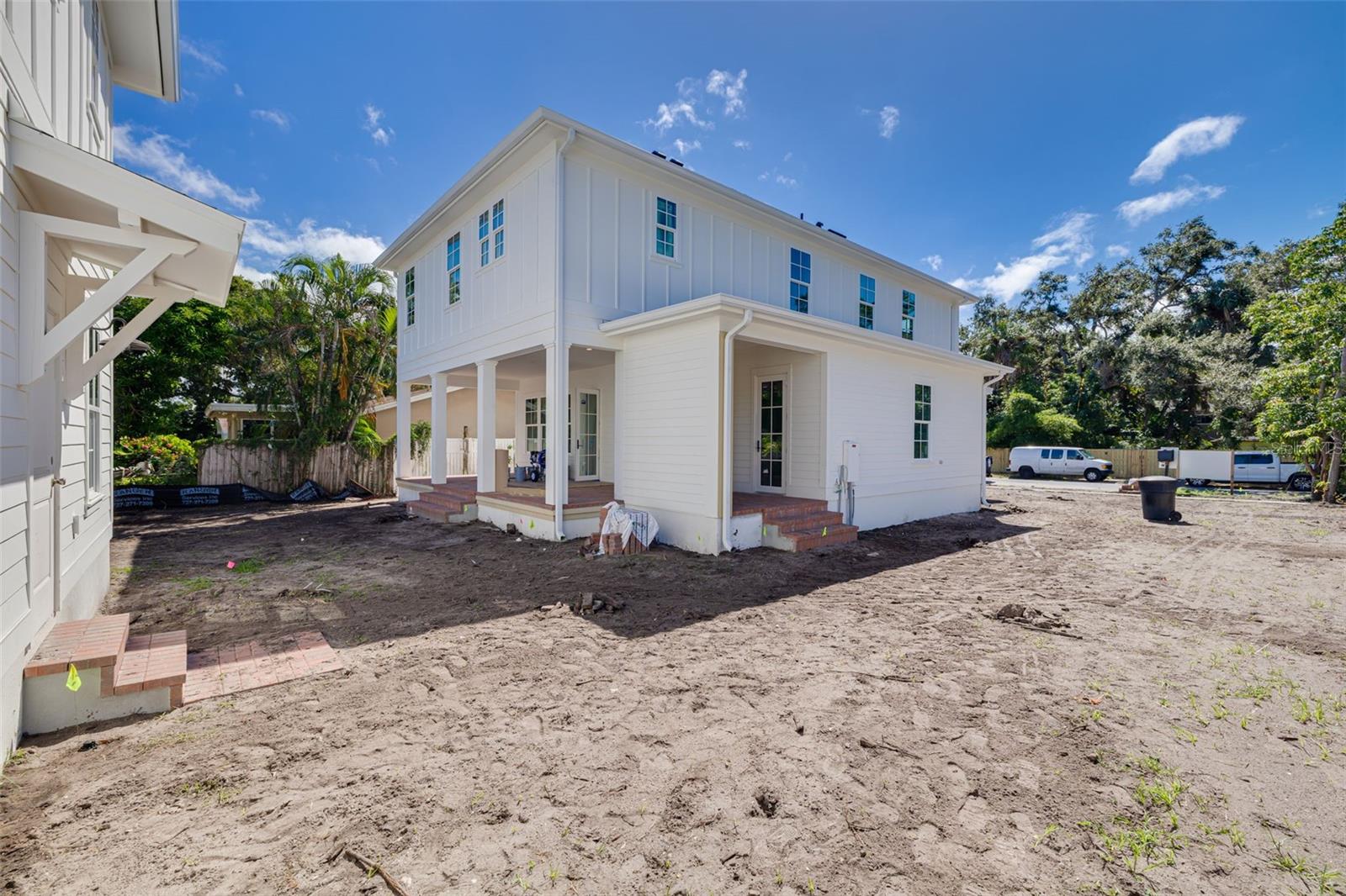 Image 6 of 44 For 235 24th Avenue Se