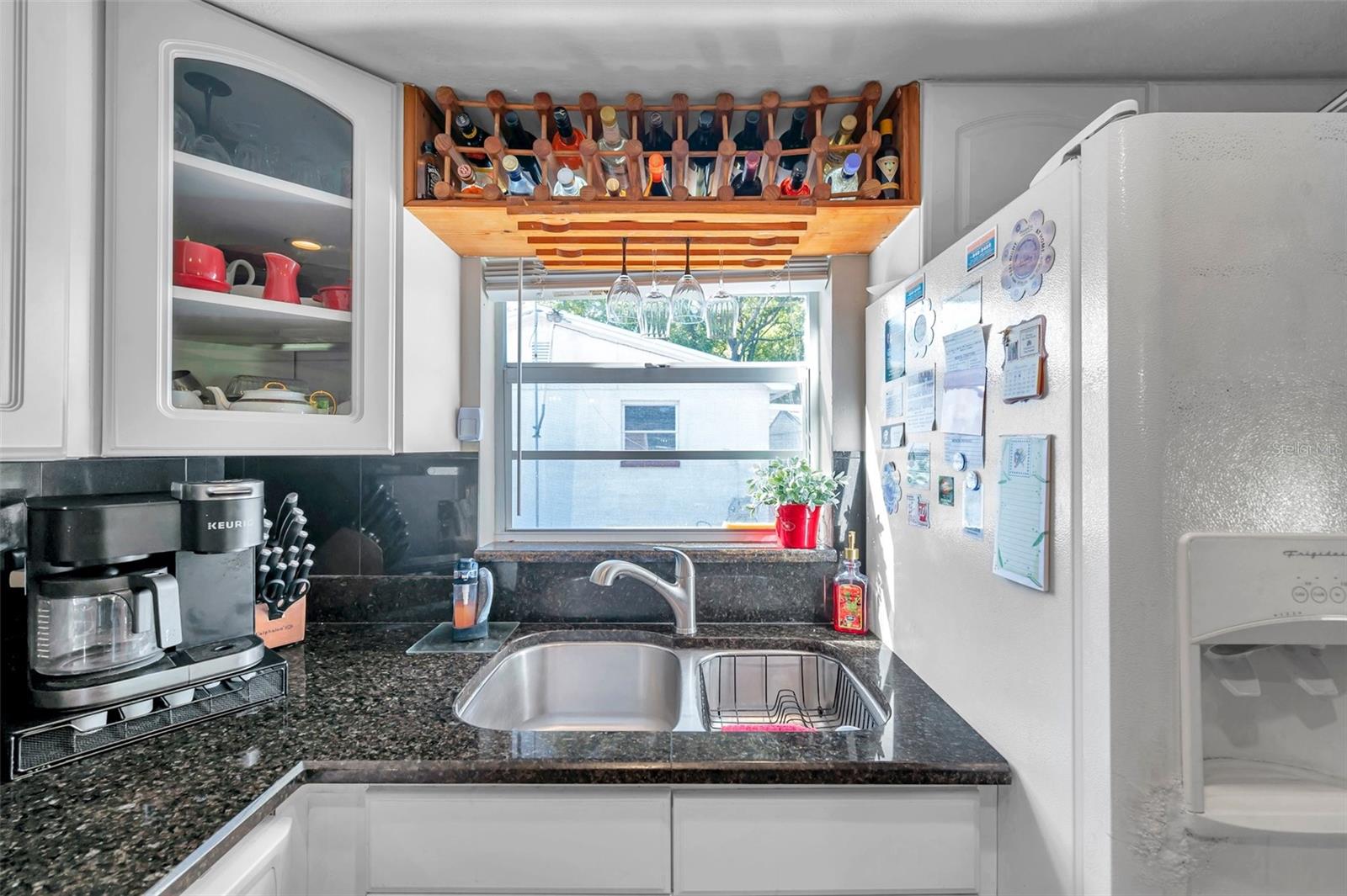 Listing photo id 17 for 10035 Cherry Creek Lane