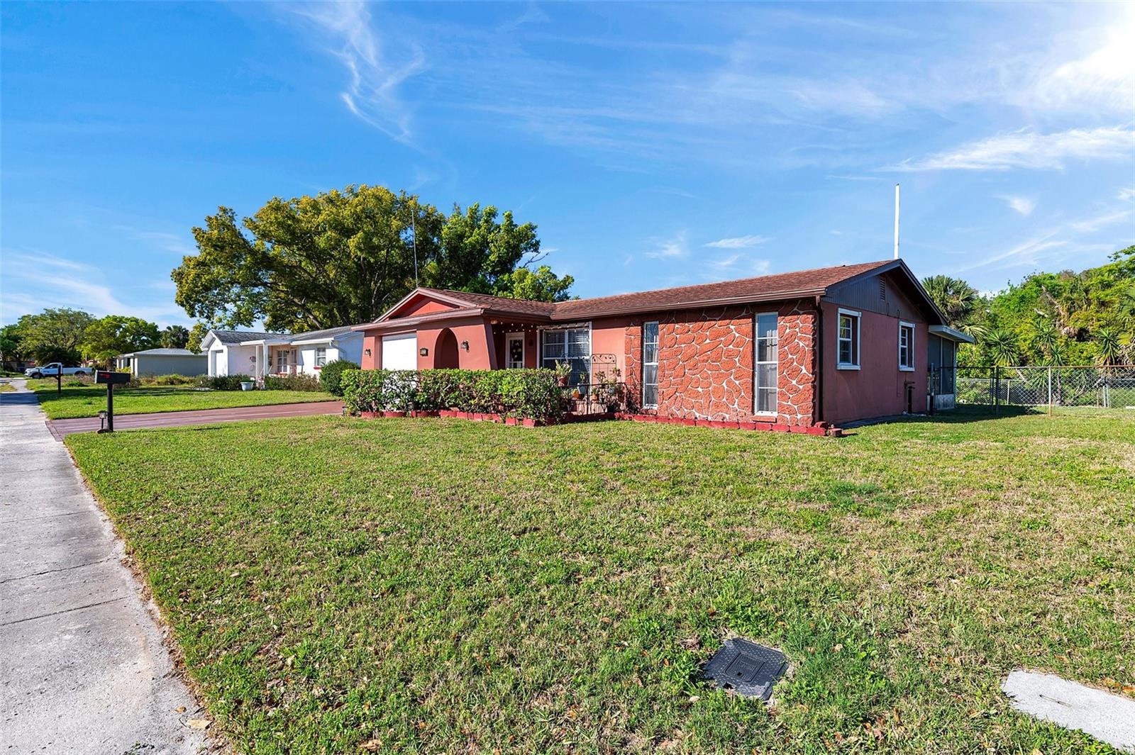 Listing photo id 27 for 10035 Cherry Creek Lane