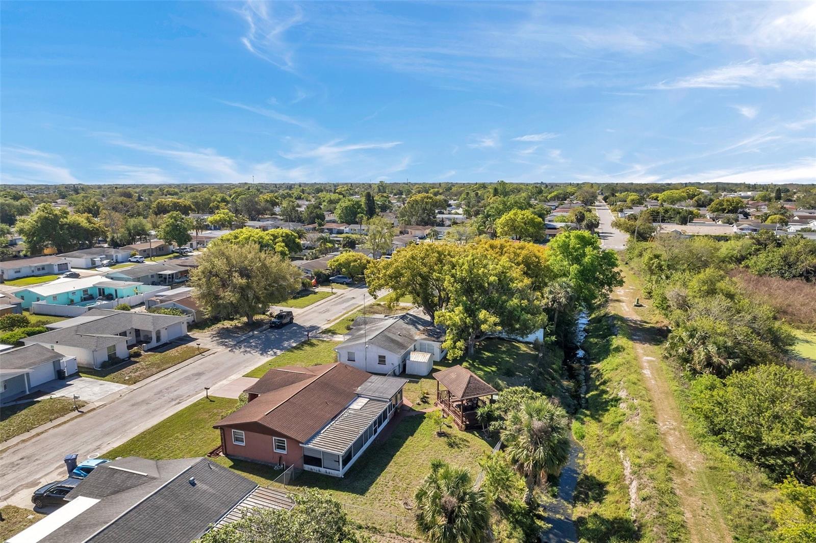 Listing photo id 28 for 10035 Cherry Creek Lane