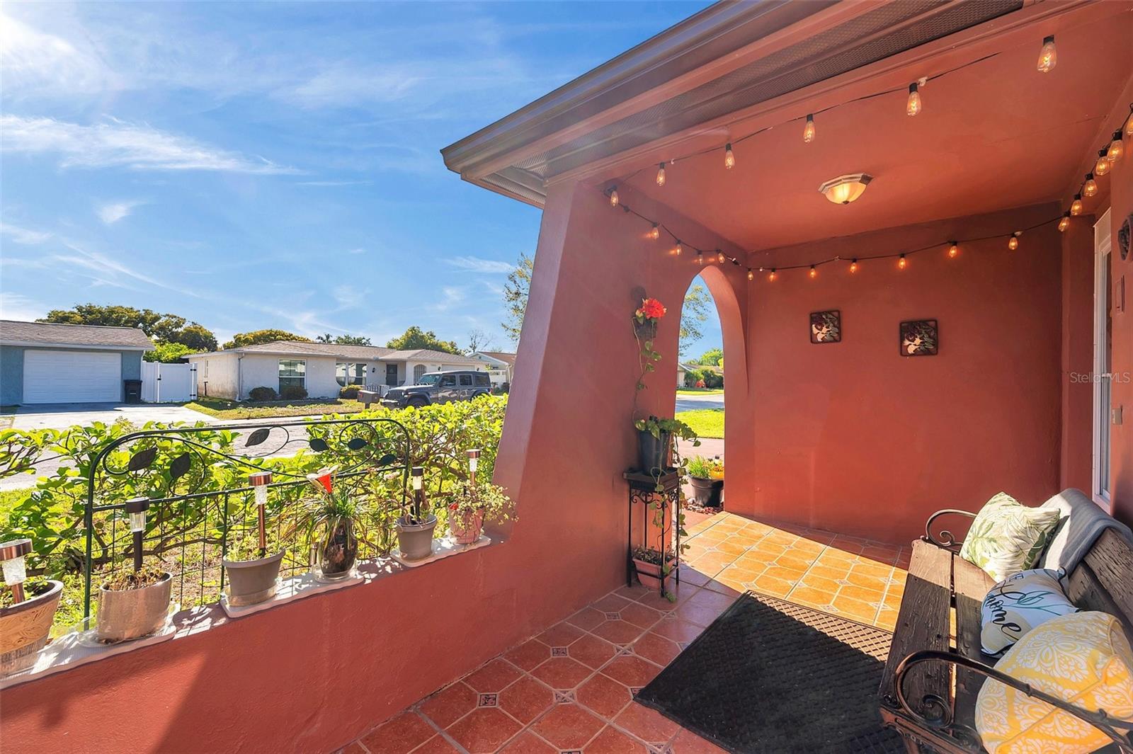 Listing photo id 3 for 10035 Cherry Creek Lane