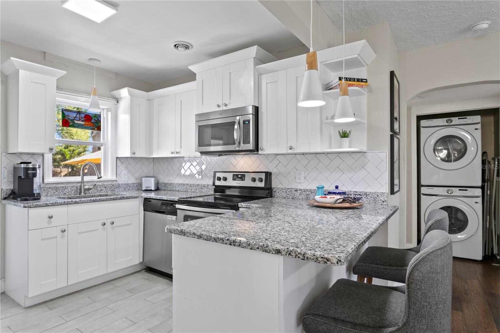 Image 12 of 46 For 145 38th Avenue Ne