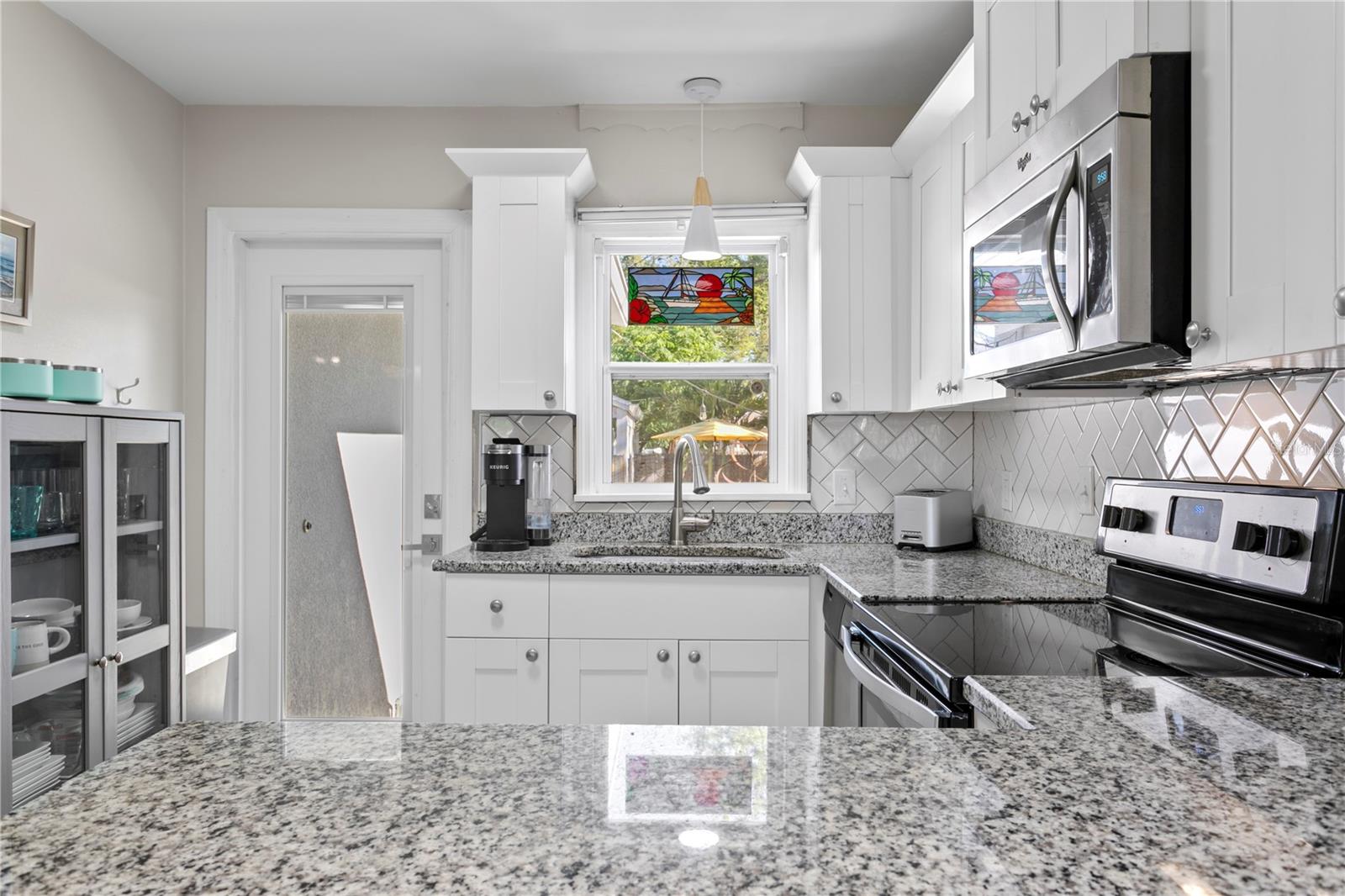 Image 18 of 46 For 145 38th Avenue Ne