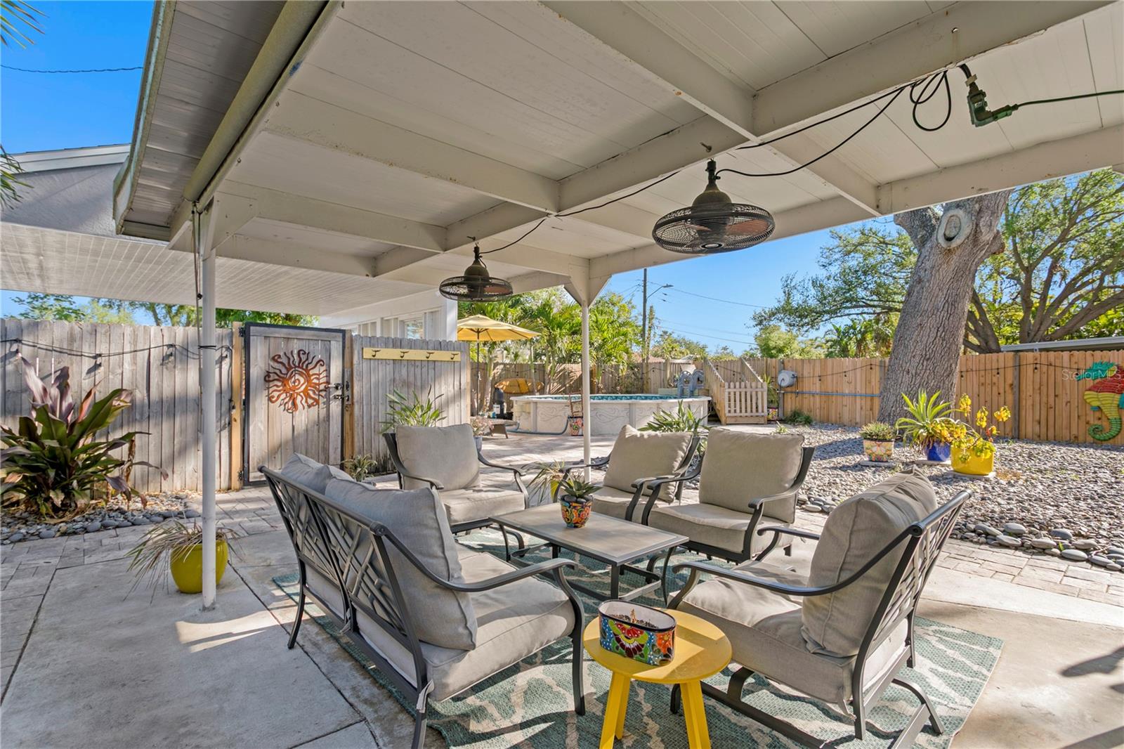 Image 33 of 46 For 145 38th Avenue Ne