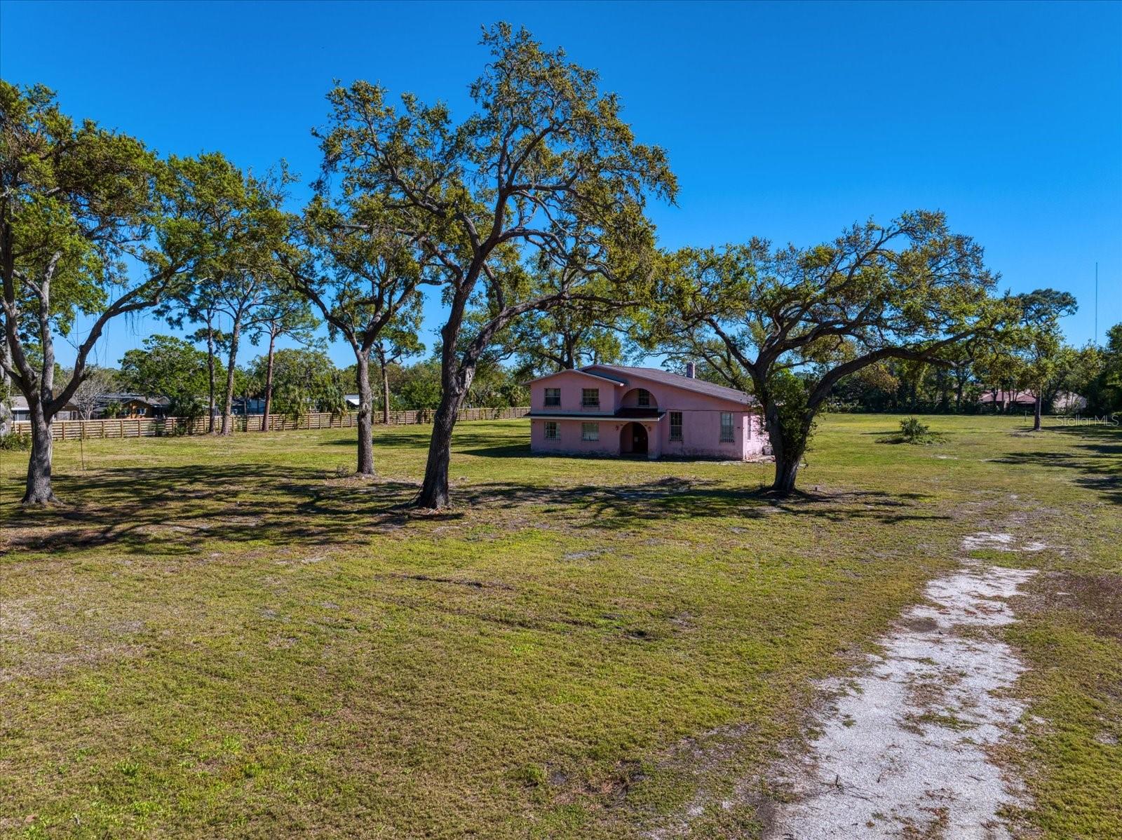 Image 9 of 13 For 9554 90th Avenue