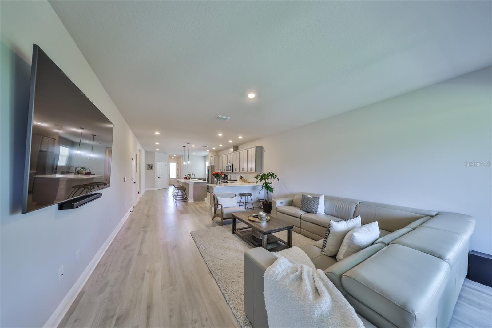 Image 6 of 42 For 5523 Del Coronado Drive