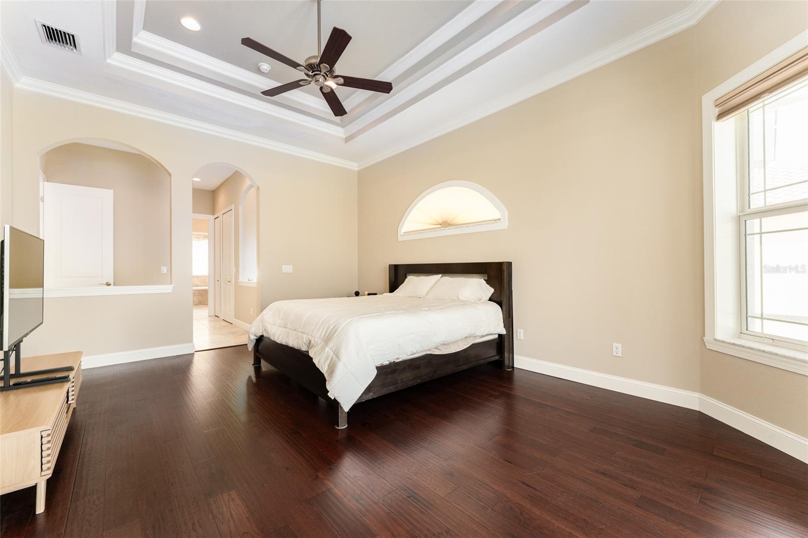 Listing photo id 26 for 819 Birdie Way