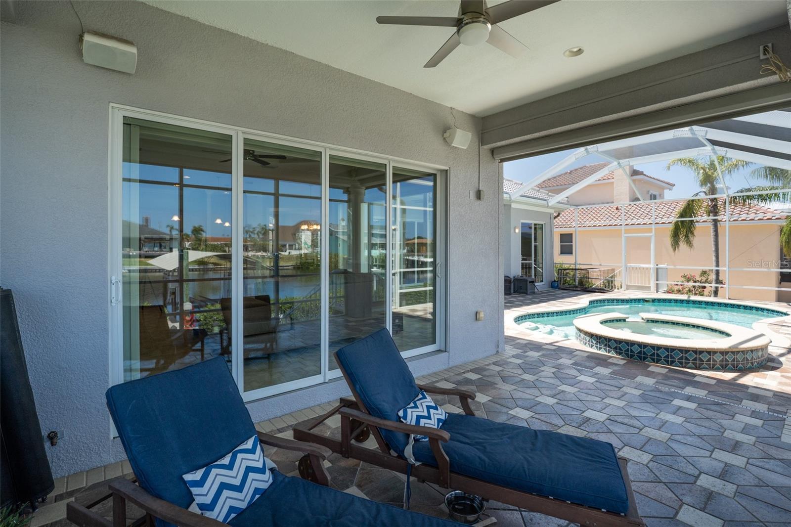 Listing photo id 51 for 819 Birdie Way