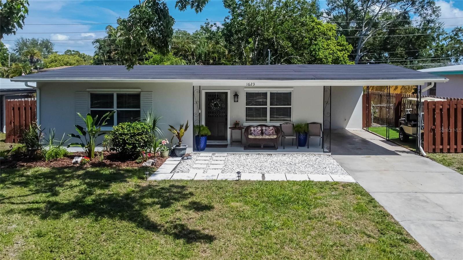 Image 15 of 54 For 1623 San Mateo Drive