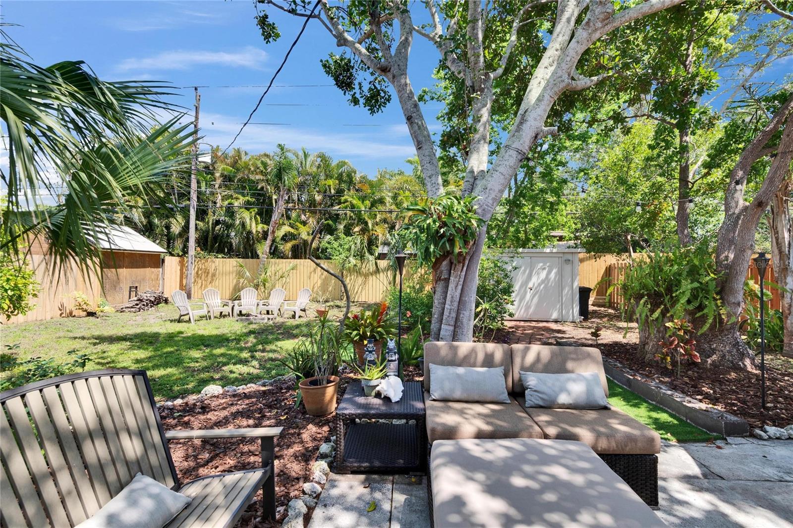 Image 33 of 54 For 1623 San Mateo Drive