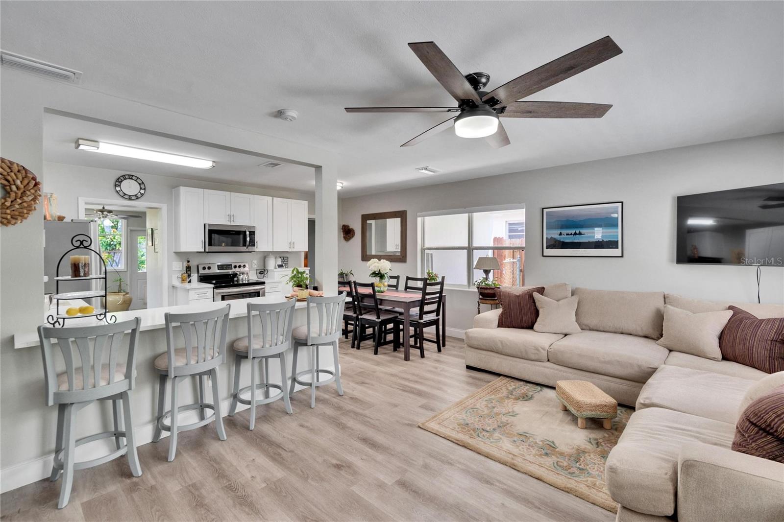 Image 8 of 54 For 1623 San Mateo Drive