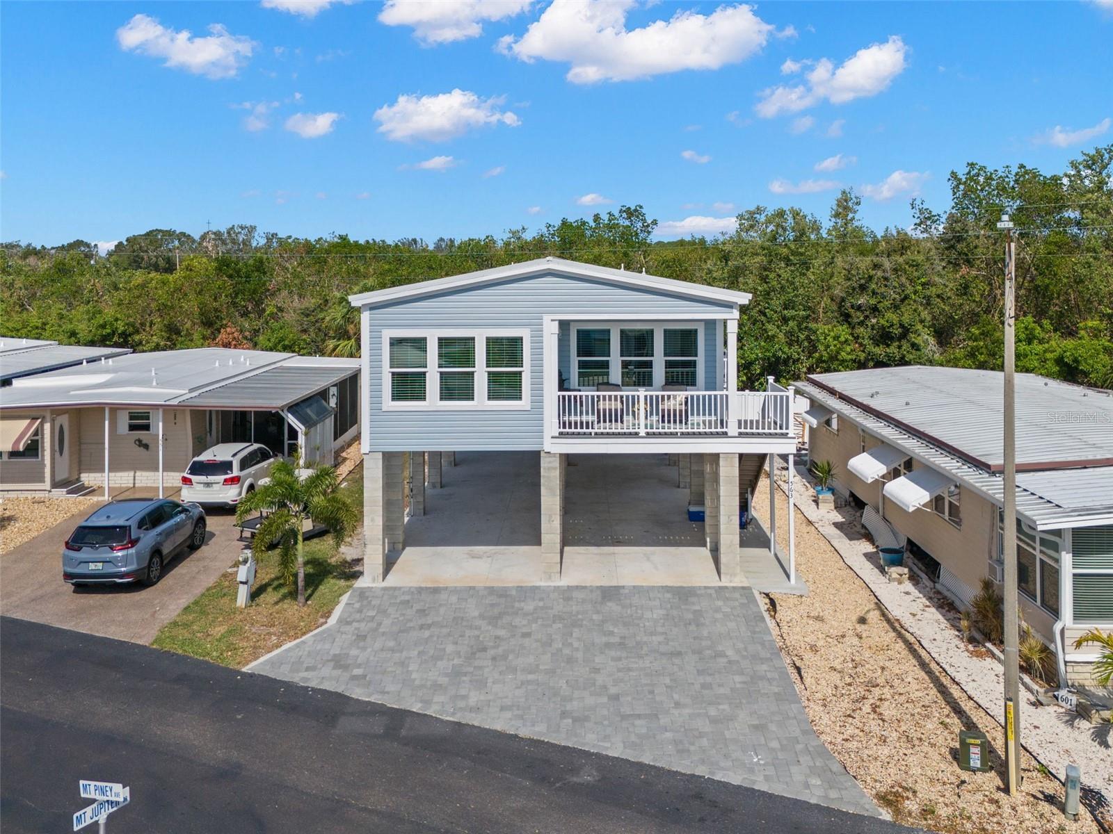 Image 14 of 17 For 362 Shoreland Drive