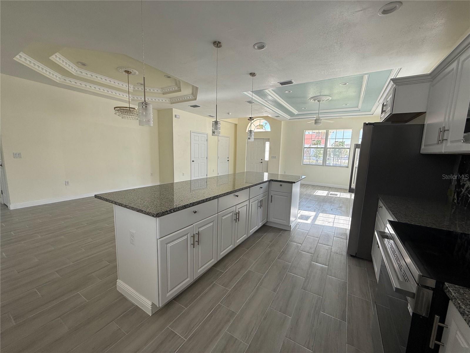 Image 12 of 20 For 5710 42nd Street N