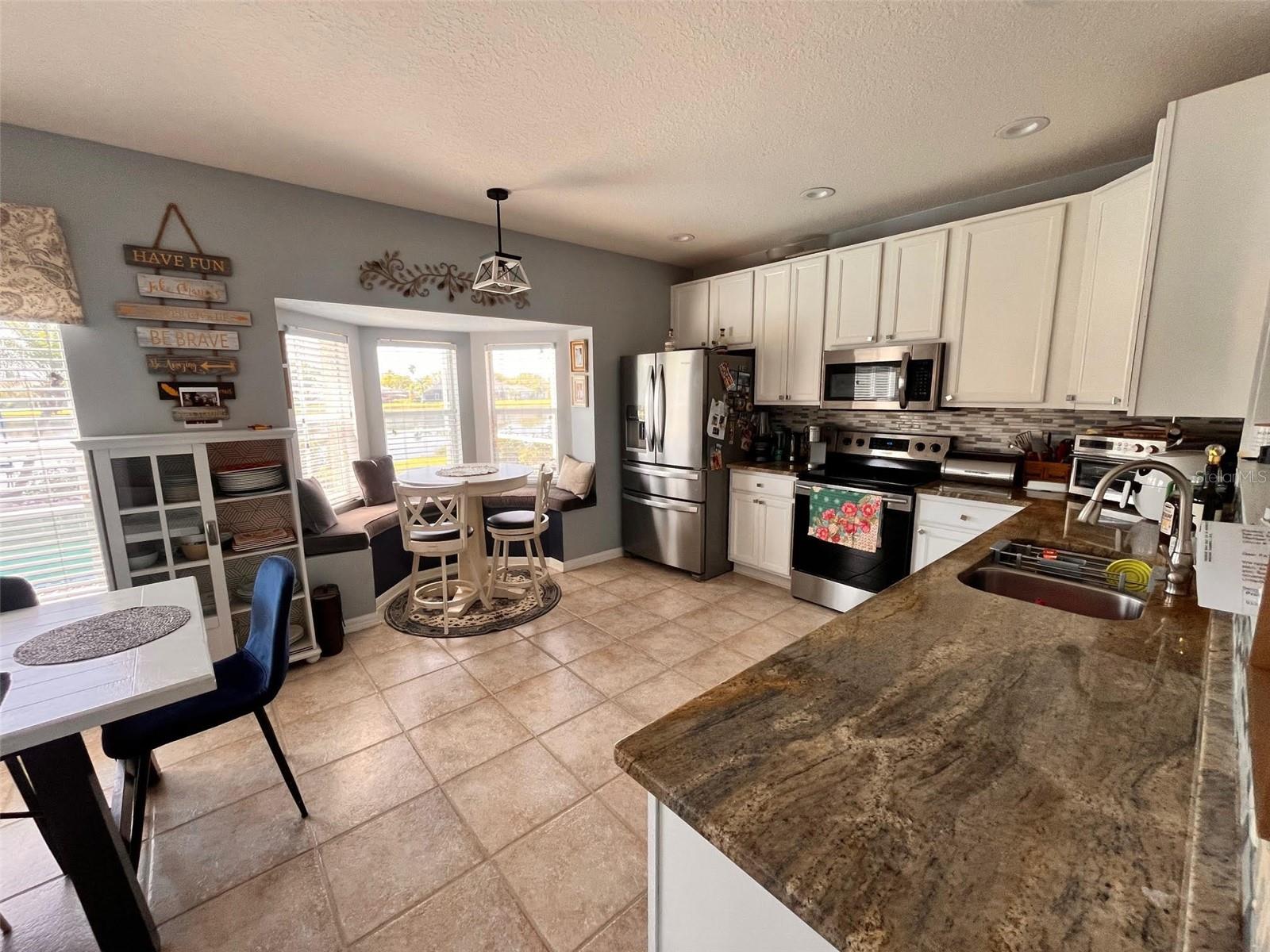 Image 4 of 28 For 16313 Bridgecrossing Drive