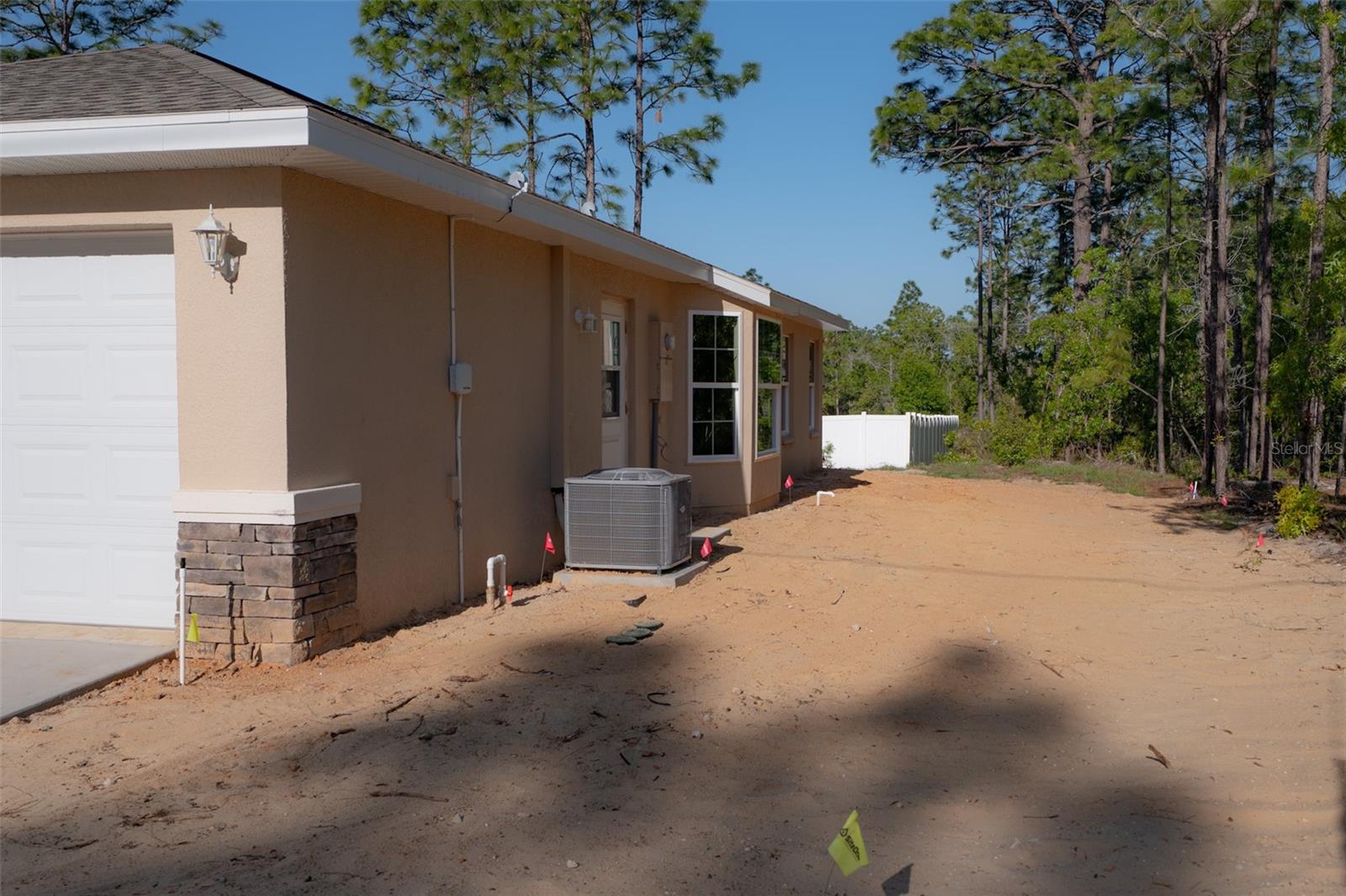 Image 4 of 17 For 7792 Susan Avenue