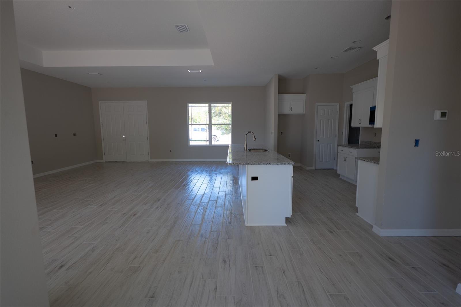 Image 10 of 24 For 8102 Voyager Drive