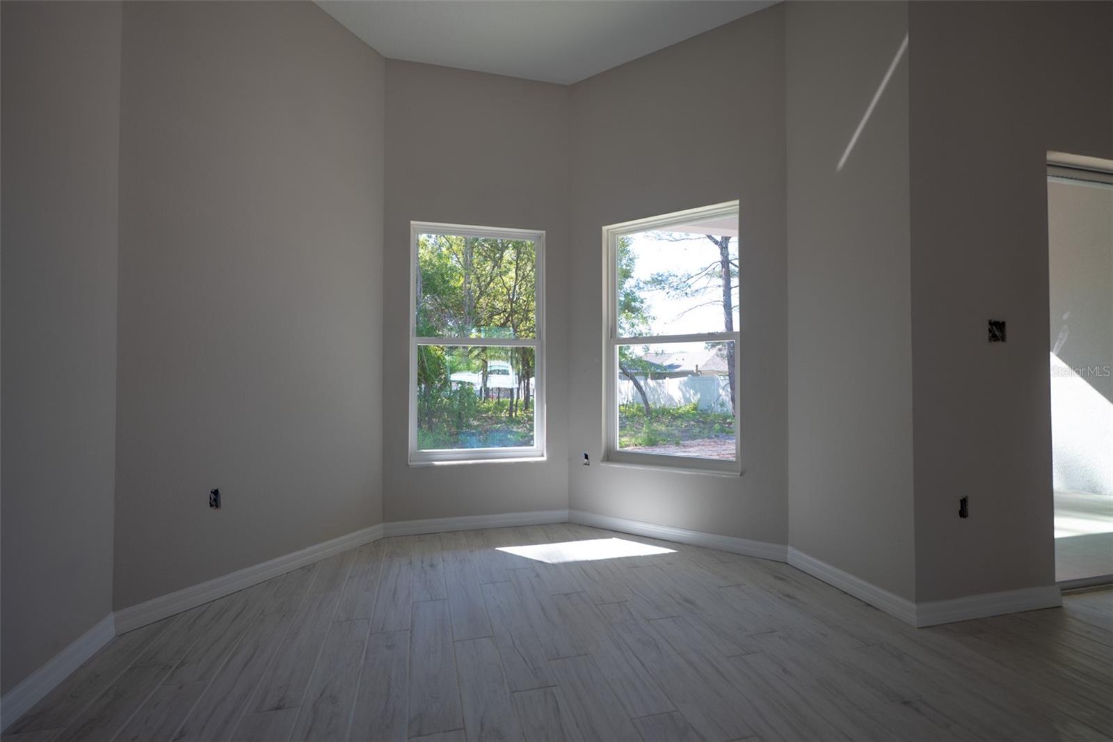 Image 11 of 24 For 8102 Voyager Drive