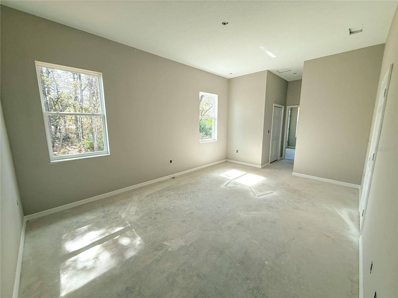Image 13 of 24 For 8102 Voyager Drive