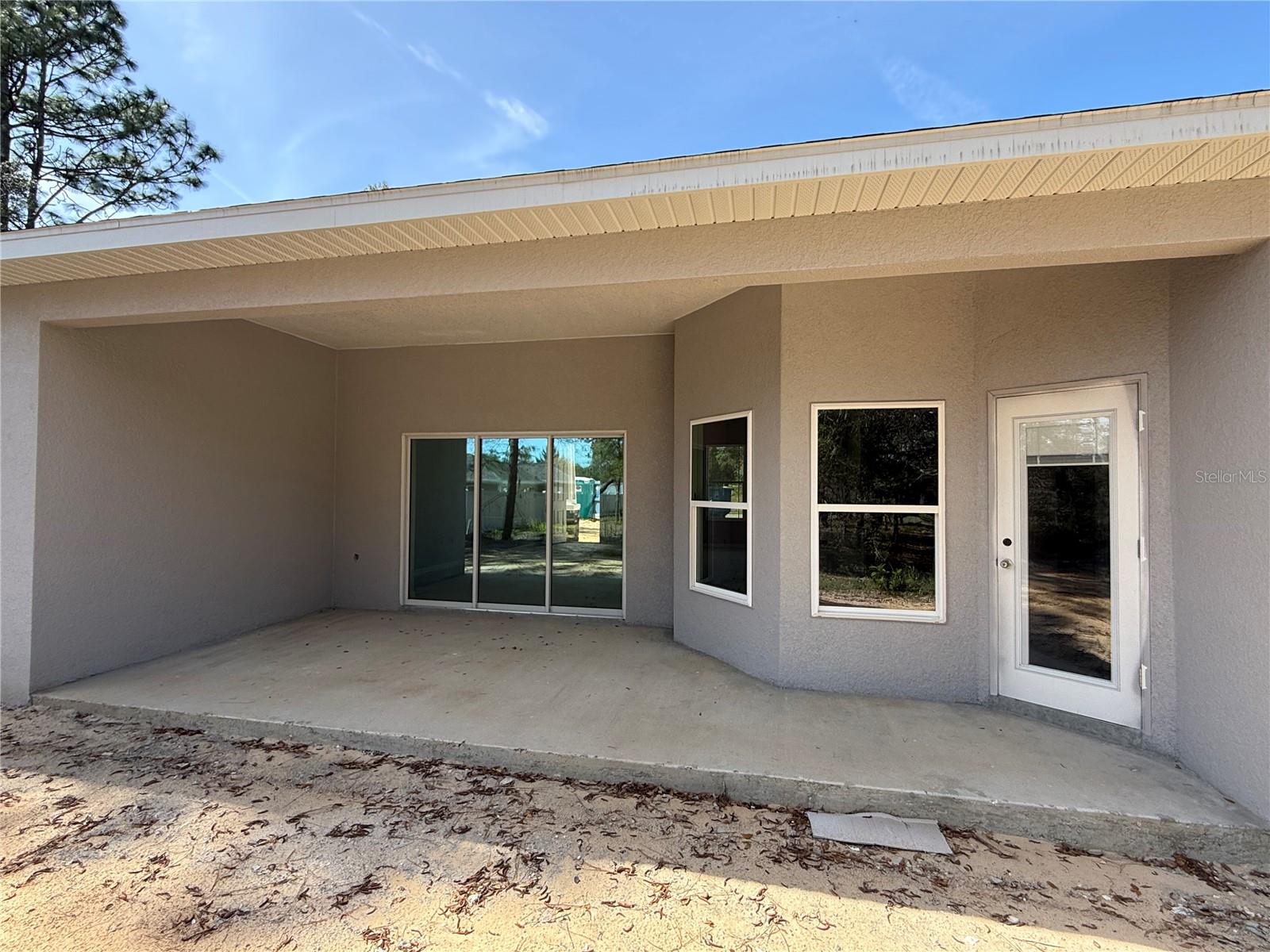 Image 19 of 24 For 8102 Voyager Drive