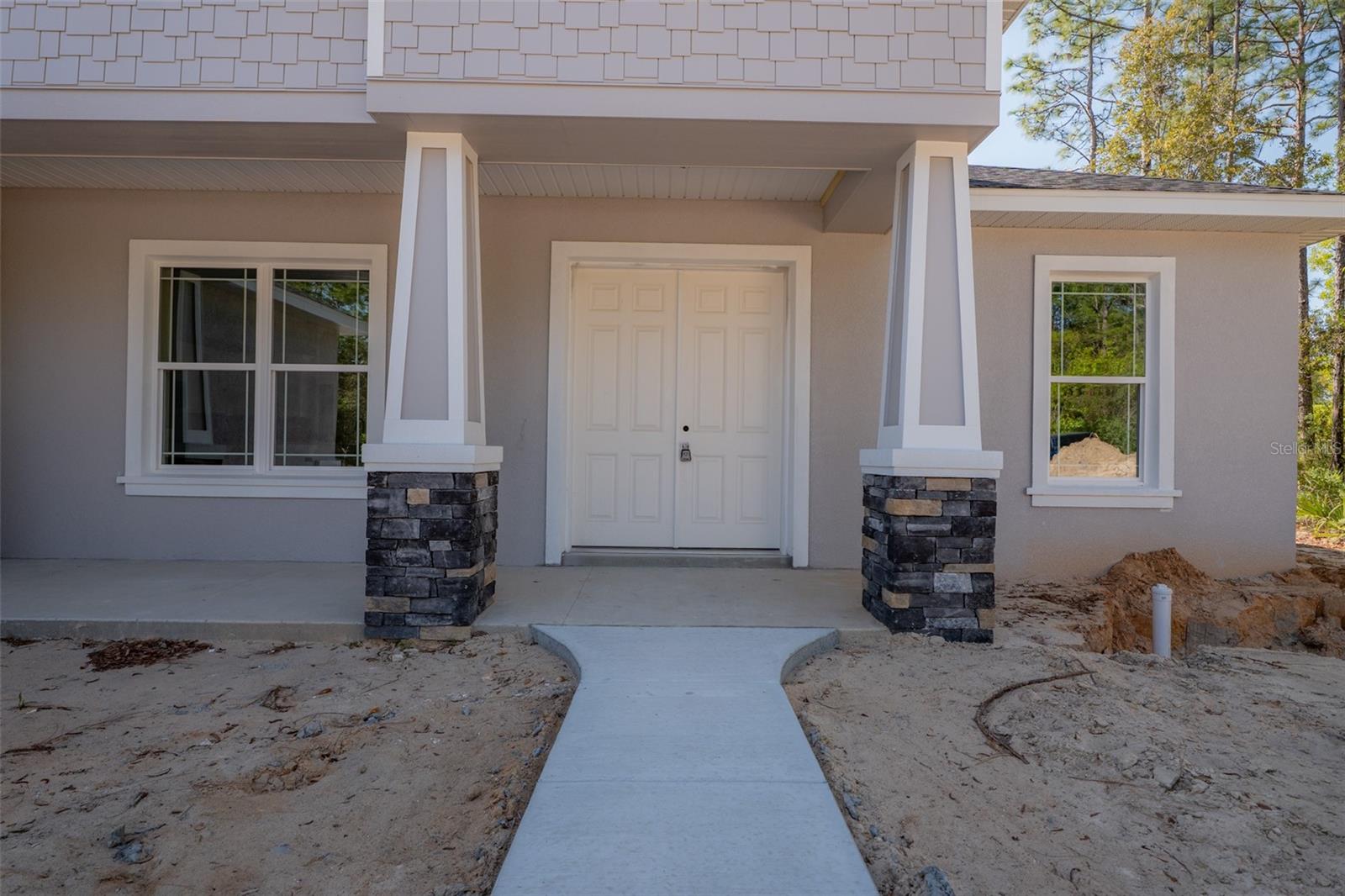 Image 4 of 24 For 8102 Voyager Drive