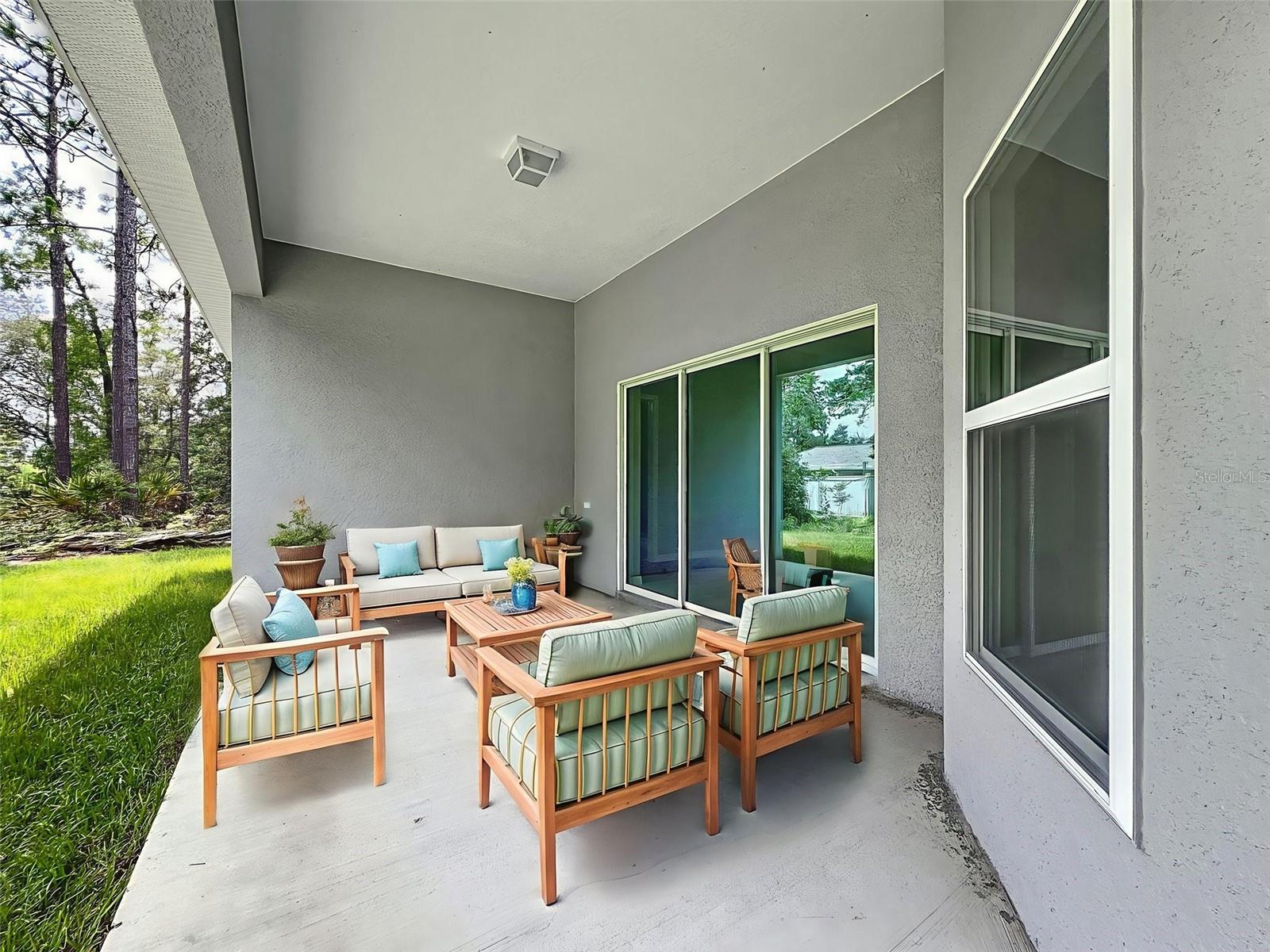Listing photo id 40 for 8102 Voyager Drive